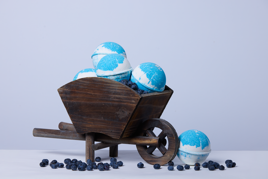 Blueberry Pearls Bath Bomb